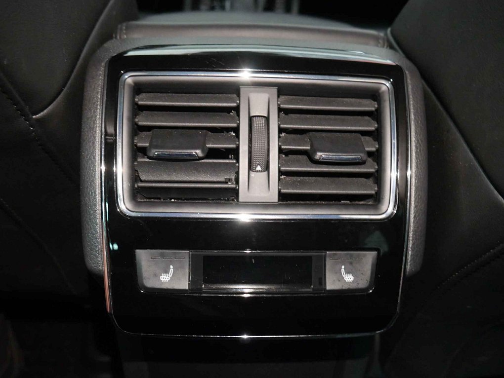 Škoda Superb III 2.0 TDi L&K