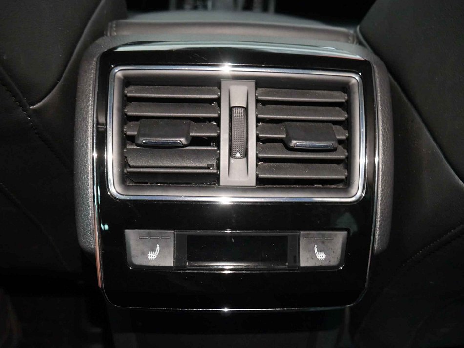 Škoda Superb III 2.0 TDi L&K