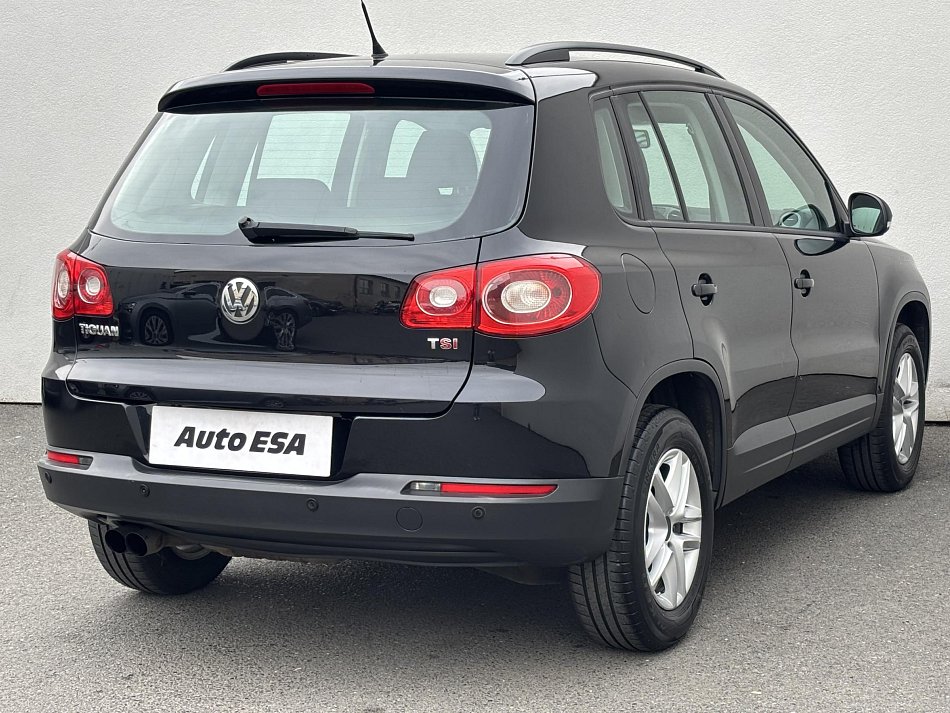 Volkswagen Tiguan 1.4TSi 