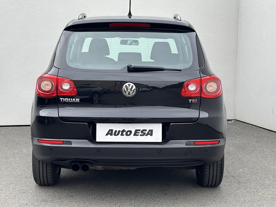 Volkswagen Tiguan 1.4TSi 