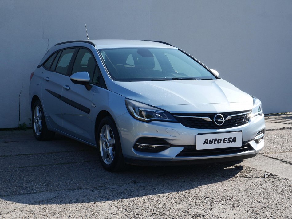 Opel Astra 1.2T  Sports Tourer