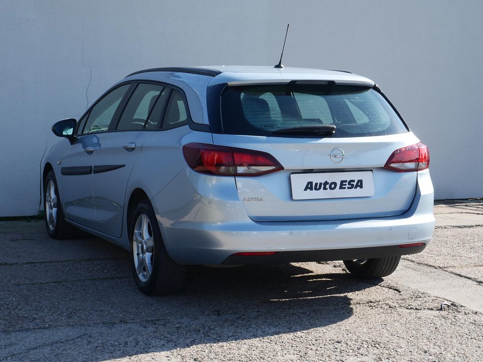 Opel Astra 1.2T  Sports Tourer