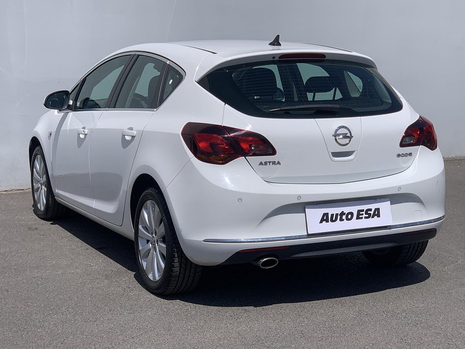 Opel Astra 1.4 T 