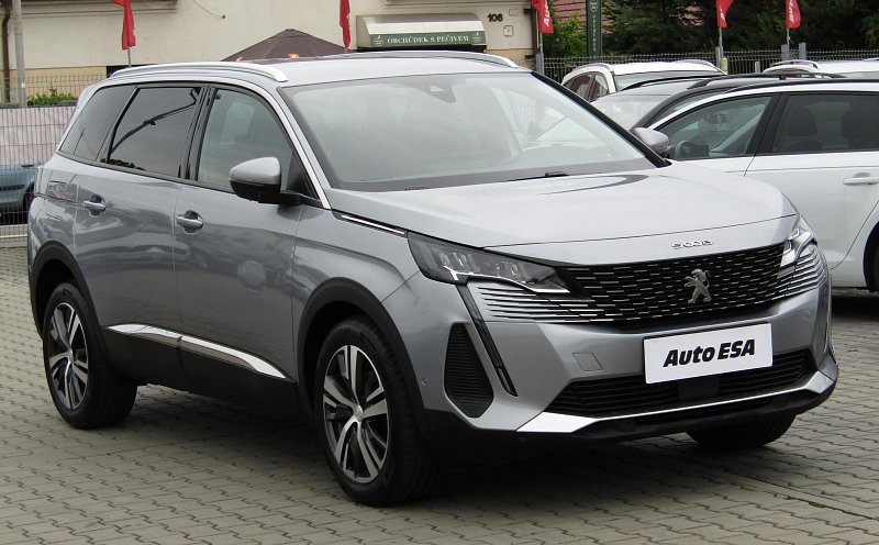Peugeot 5008 1.2 PT 