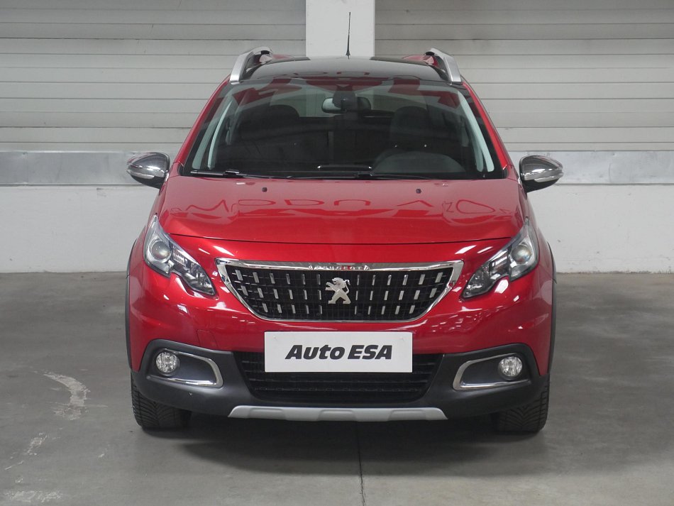 Peugeot 2008 1.2 PT Crossway