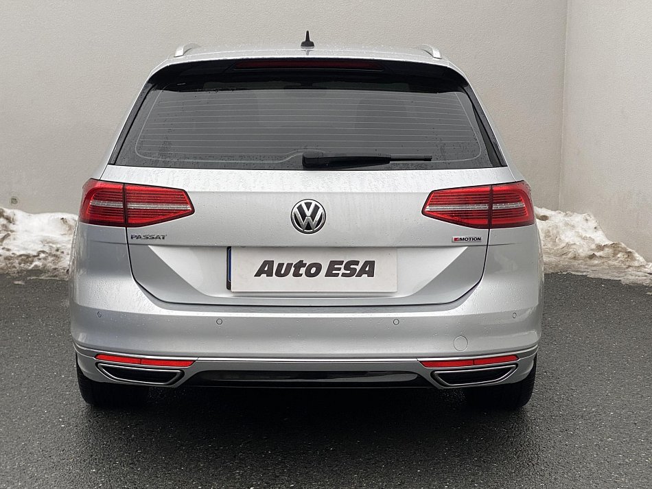 Volkswagen Passat 2.0 TDi Highline 4MOTION