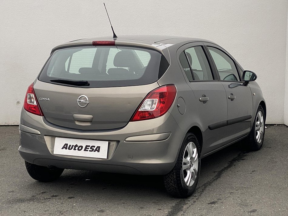 Opel Corsa 1.4i 