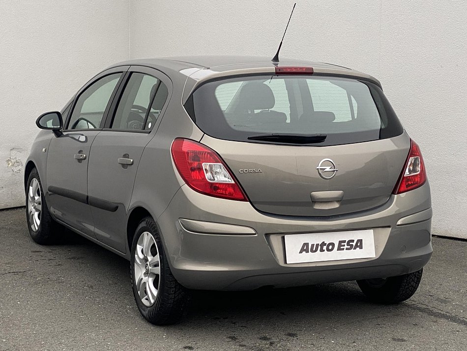 Opel Corsa 1.4i 