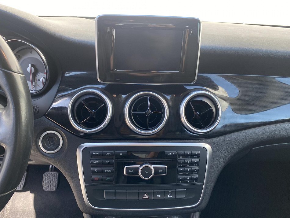 Mercedes-Benz Třída C 1.8 CDi  CLA 200