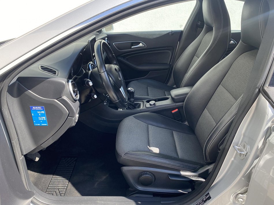 Mercedes-Benz Třída C 1.8 CDi  CLA 200