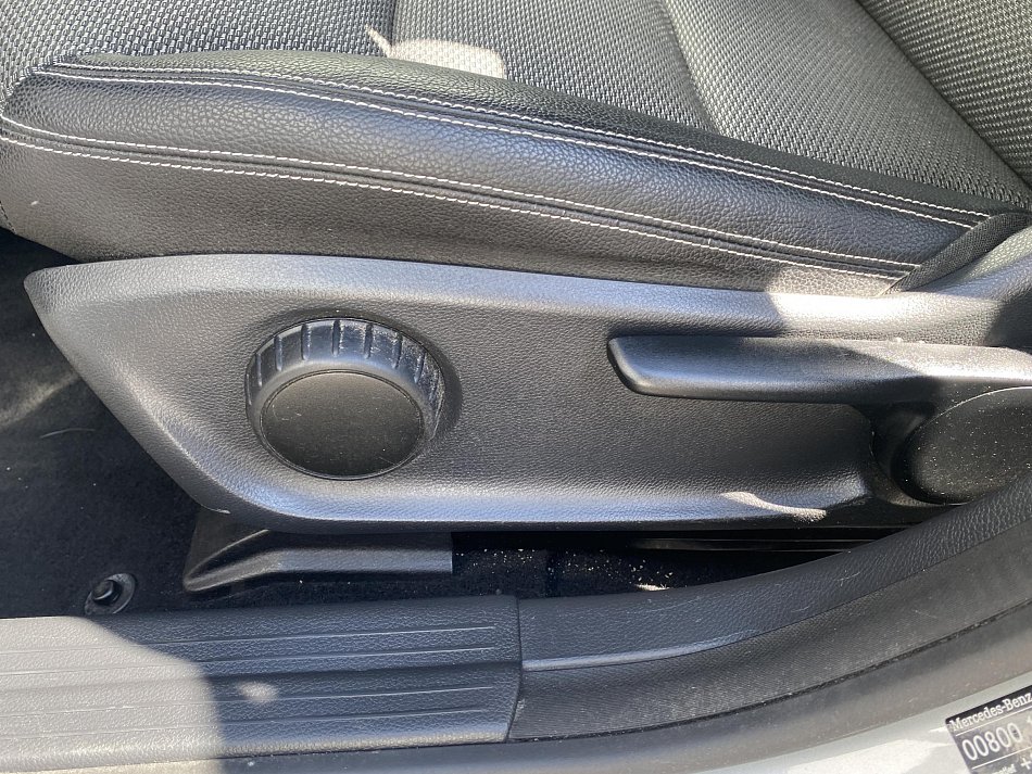 Mercedes-Benz Třída C 1.8 CDi  CLA 200