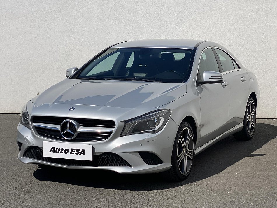 Mercedes-Benz Třída C 1.8 CDi  CLA 200