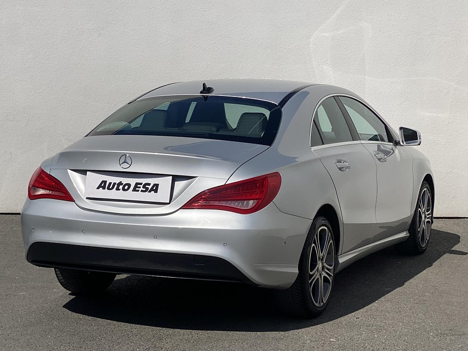 Mercedes-Benz Třída C 1.8 CDi  CLA 200