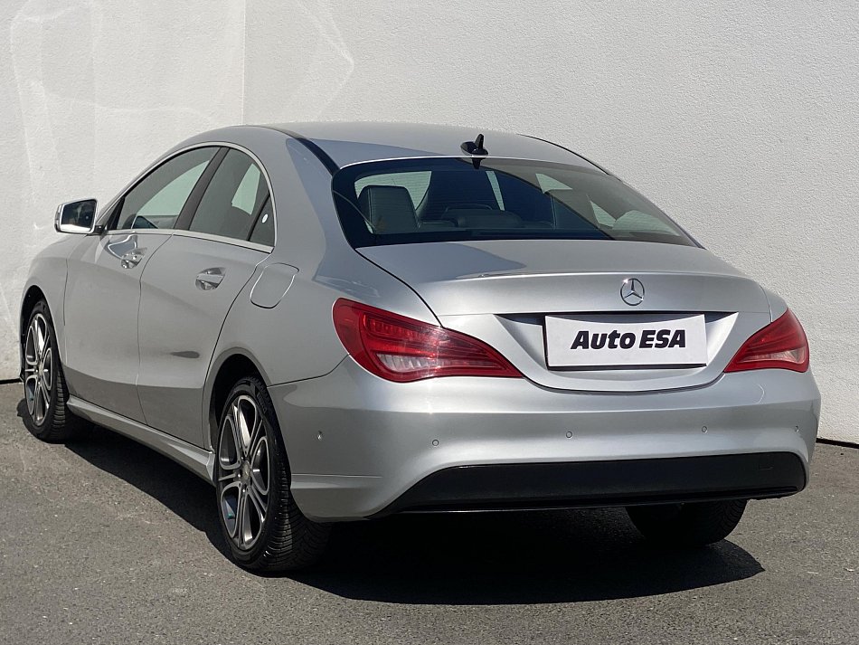 Mercedes-Benz Třída C 1.8 CDi  CLA 200