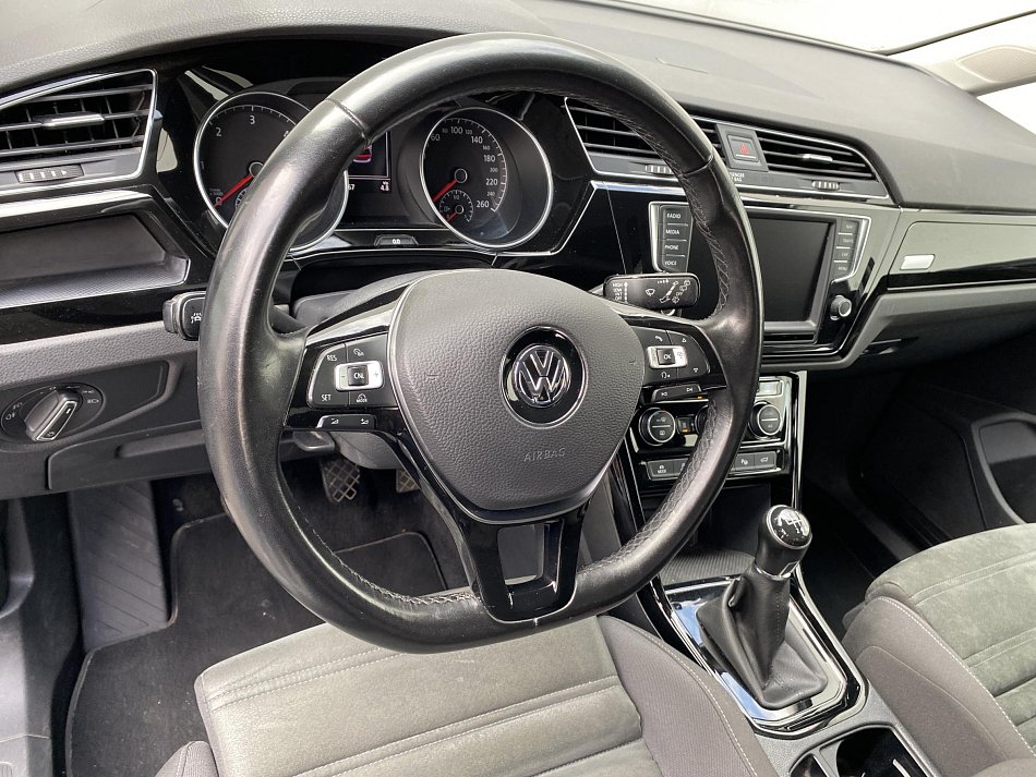 Volkswagen Touran 2.0 TDi Highline