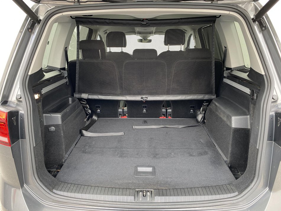 Volkswagen Touran 2.0 TDi Highline