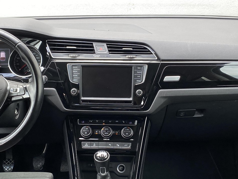 Volkswagen Touran 2.0 TDi Highline