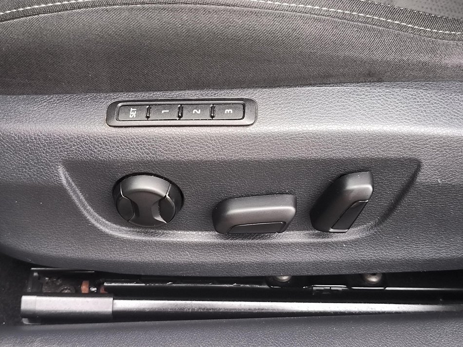 Škoda Superb III 2.0 TDi 