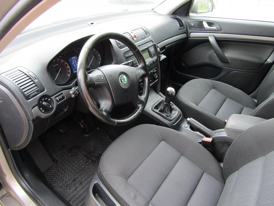 Škoda Octavia II 2.0 TDi 