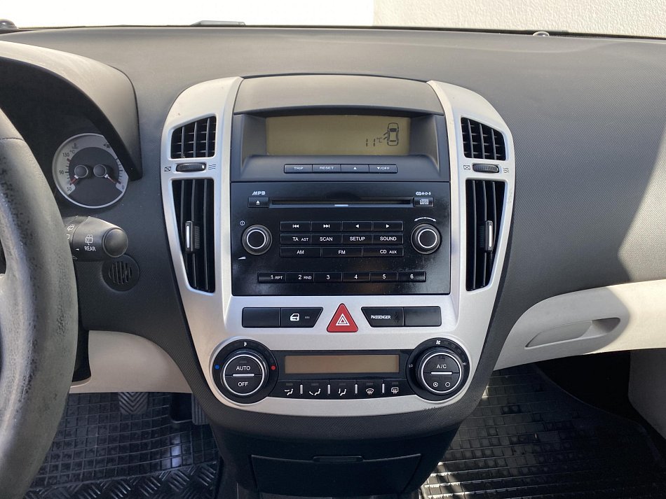 Kia Ceed 1.4 16V 