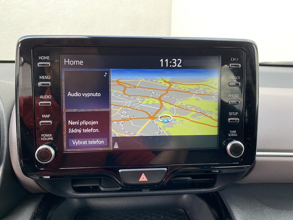 Toyota Yaris 1.5 e-CVT Executive Cross