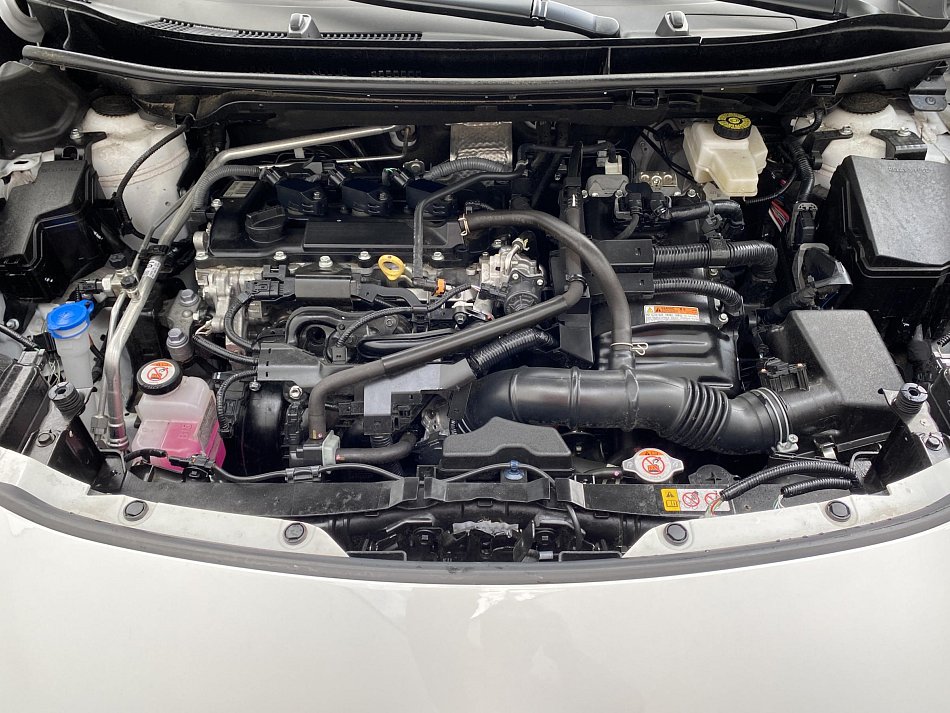 Toyota Yaris 1.5 e-CVT Executive Cross