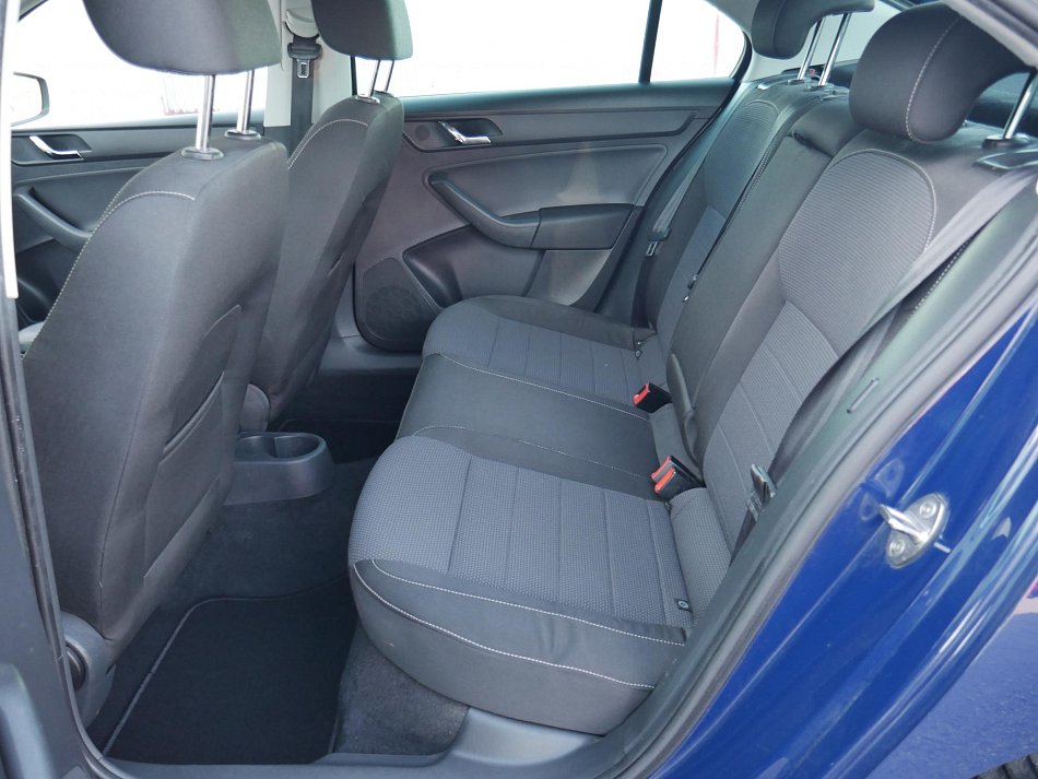 Škoda Rapid 1.6 TDi Elegance