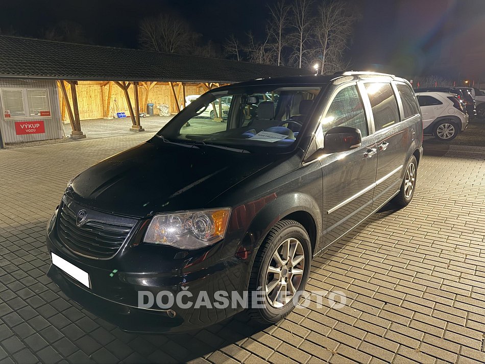 Lancia Voyager 3.6 V6 