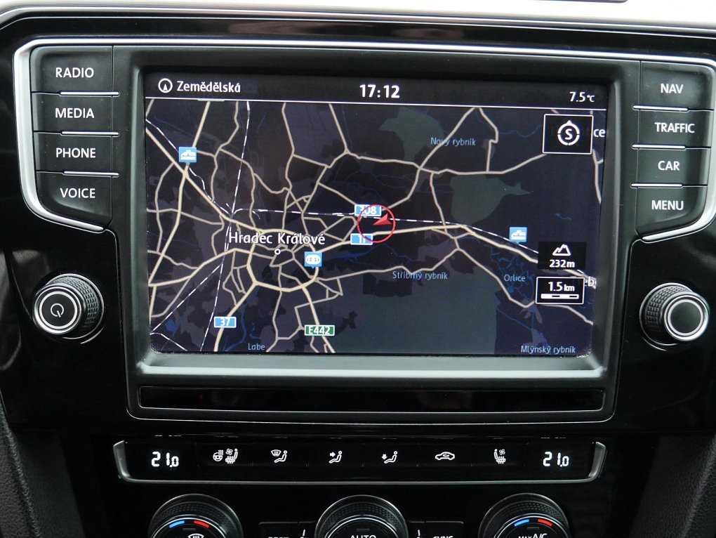 Volkswagen Passat 2.0 TDi 