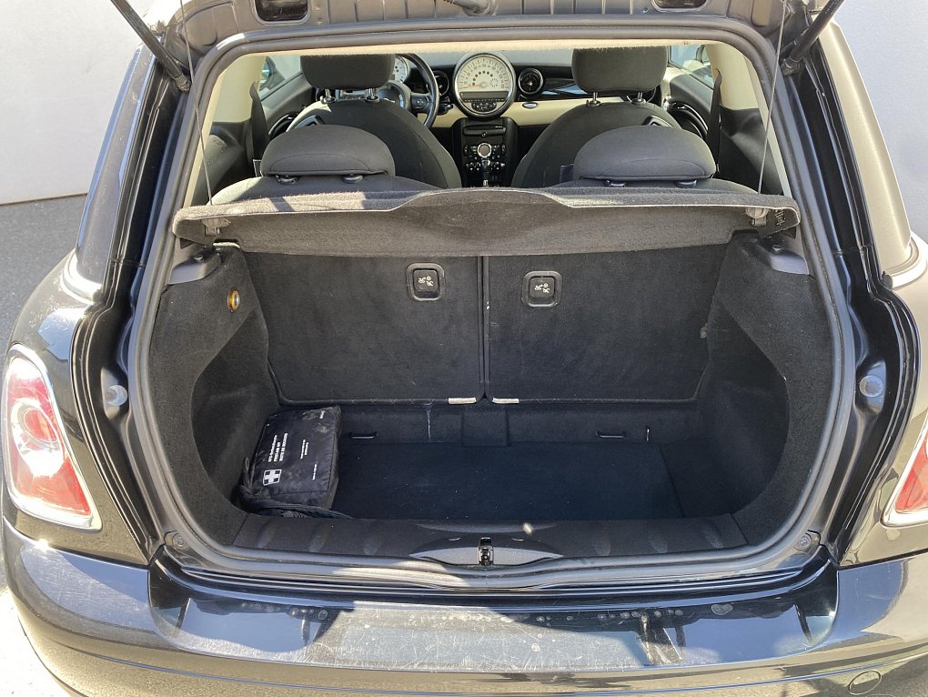 Mini Cooper 2.0D 