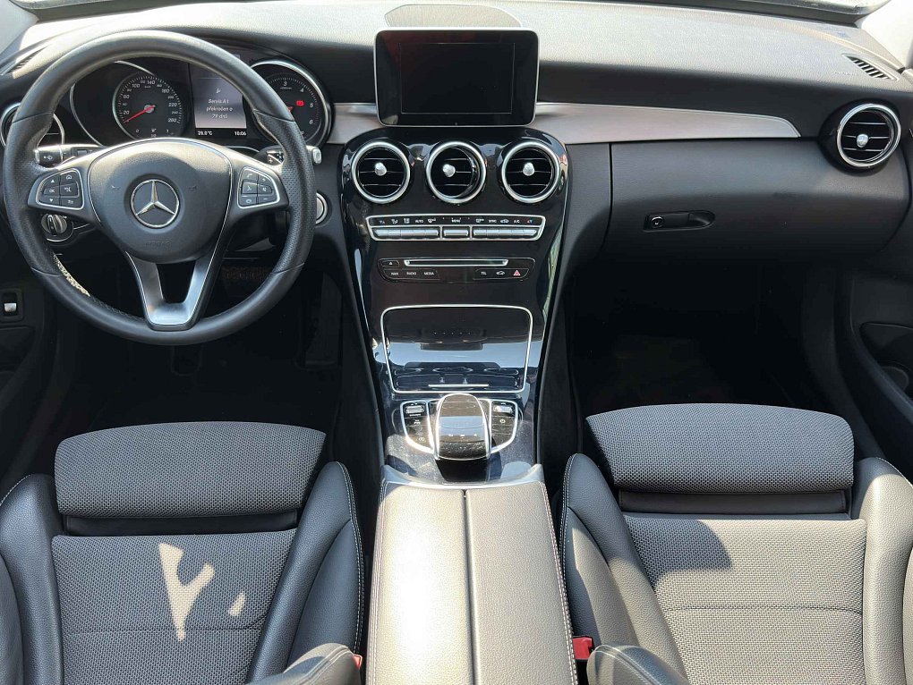 Mercedes-Benz Třída C 2.2D  C250 4matic