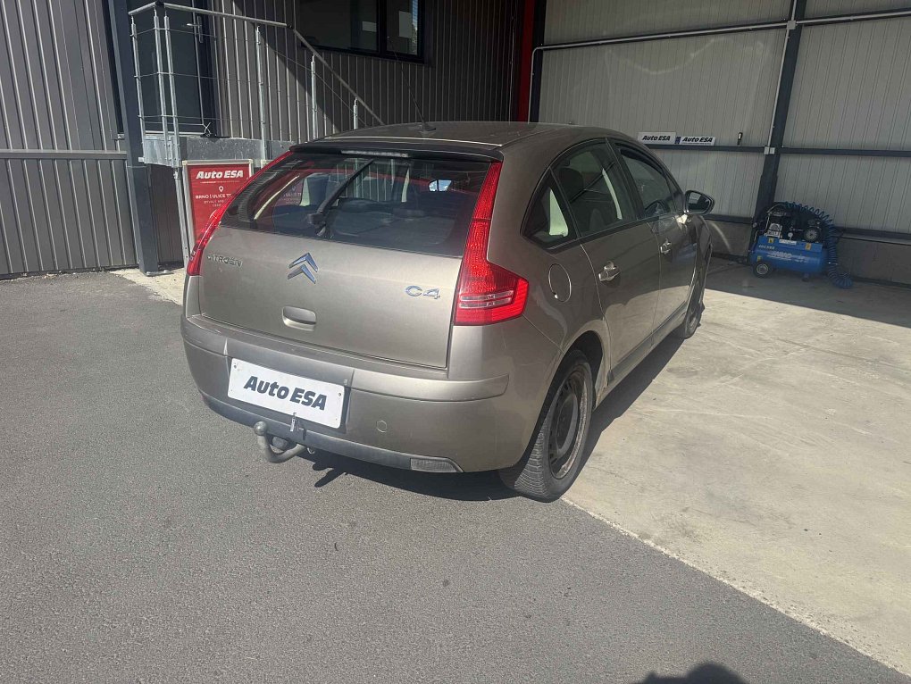 Citroën C4 1.6i 