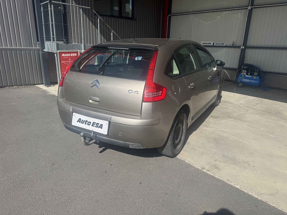 Citroën C4 1.6i 
