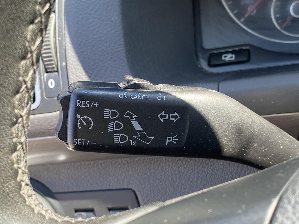 Volkswagen Touran 1.6 TDi CROSS