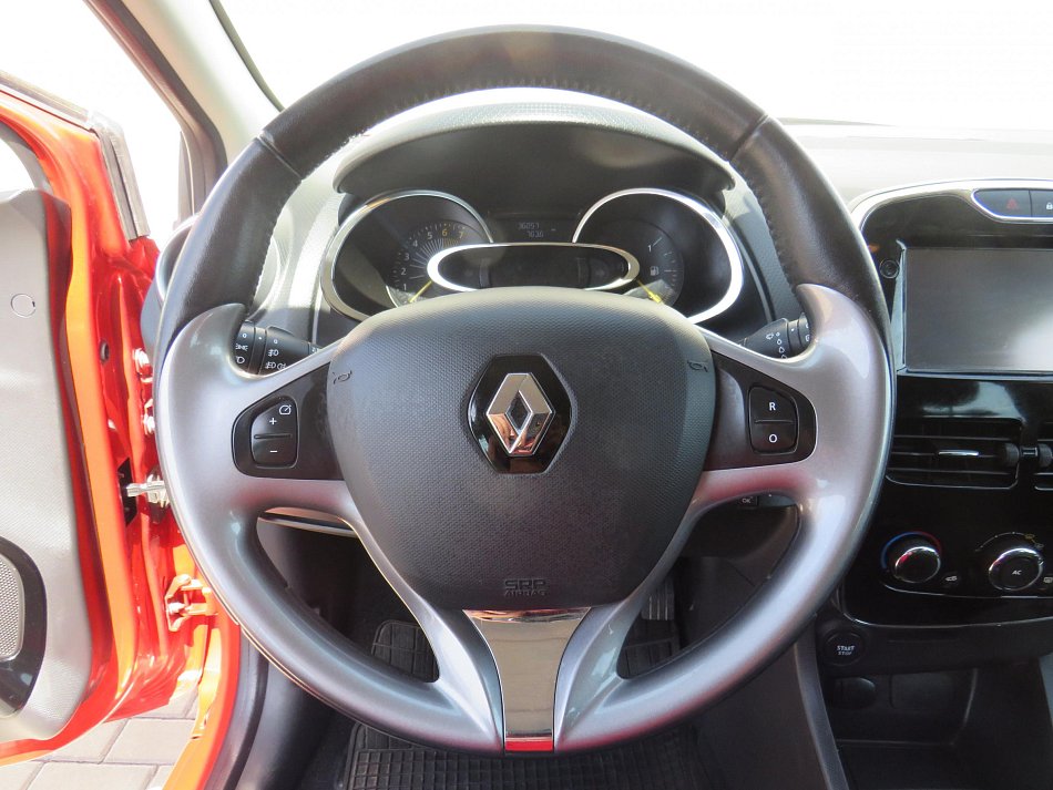 Renault Clio 1.1i 