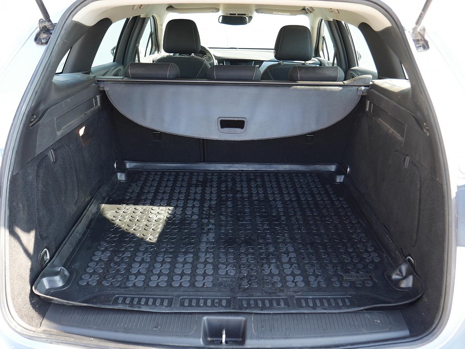 Opel Astra 1.2T  Sports Tourer