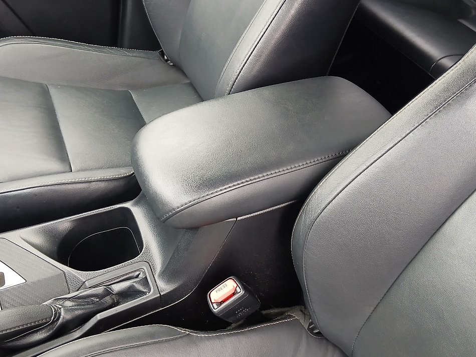 Toyota RAV4 2.0i  4x4