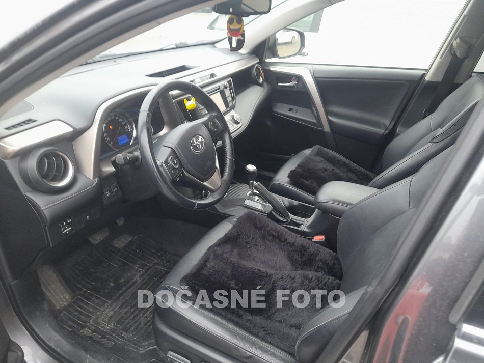 Toyota RAV4 2.0i  4x4