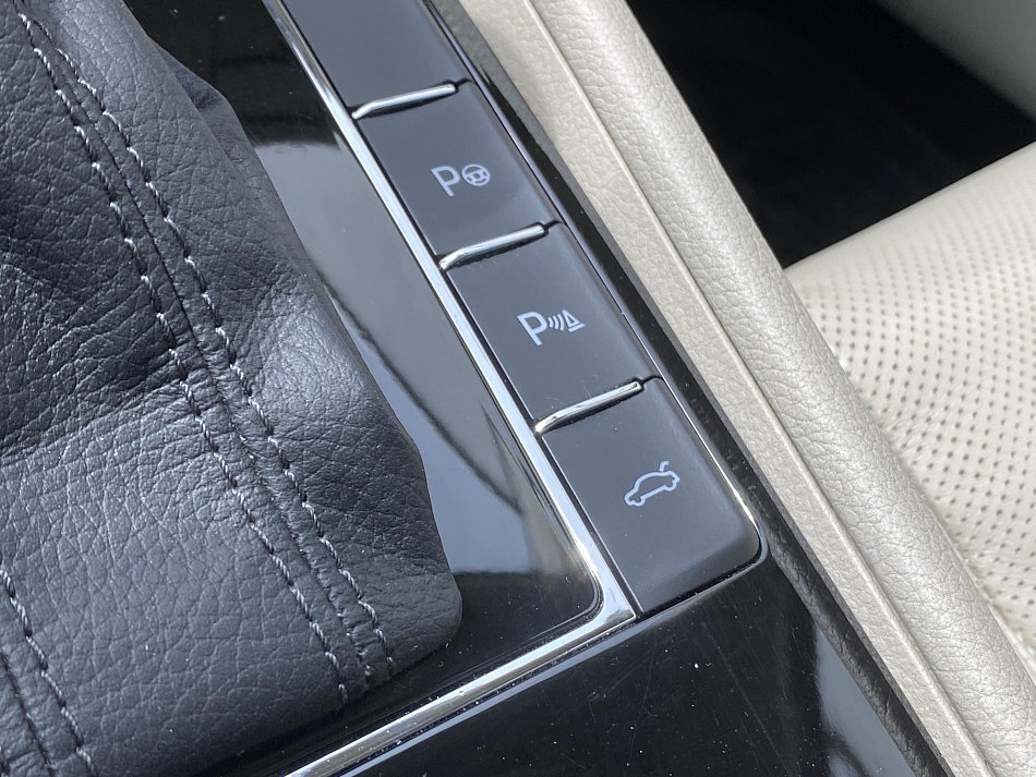 Škoda Superb III 2.0 TDi L&K 4x4