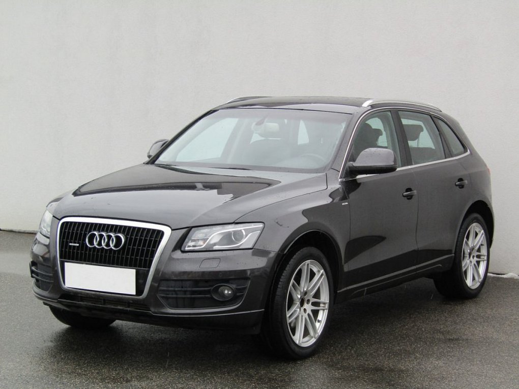 Audi Q5 3.0 TDi S-line Quattro