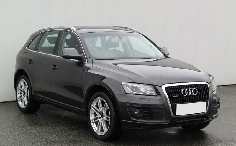 Audi Q5 3.0 TDi S-line Quattro