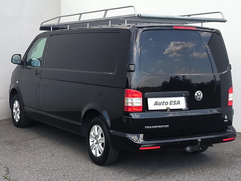 Volkswagen Transporter 2.0TDi  L2H1