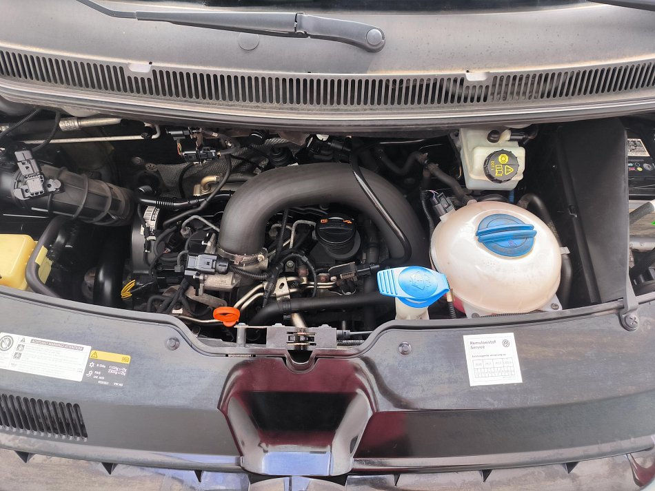 Volkswagen Transporter 2.0TDi  L2H1
