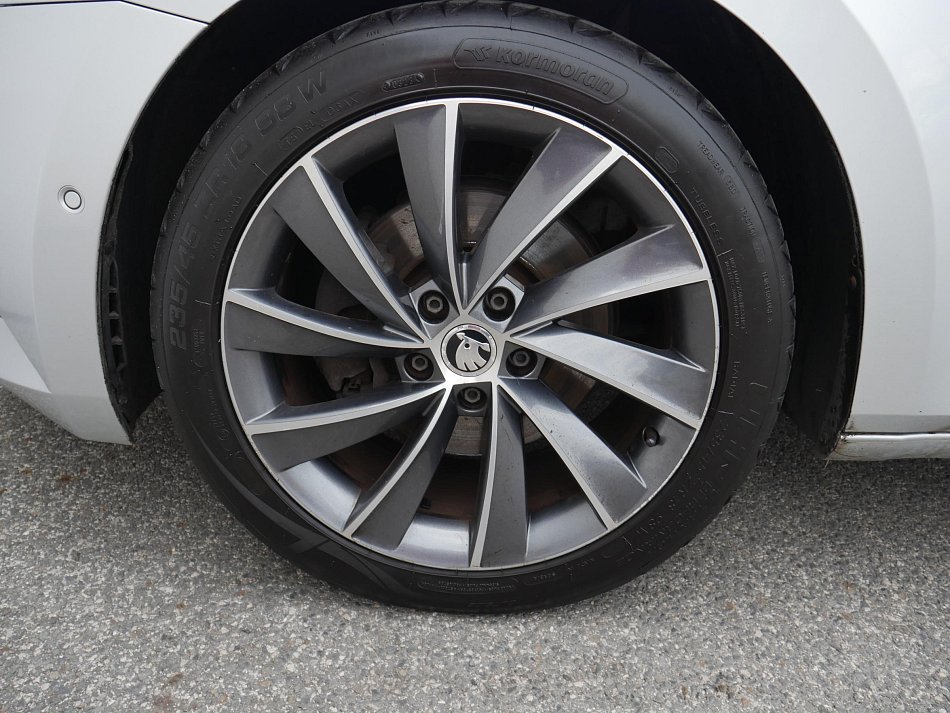 Škoda Superb III 2.0 TDi L&K
