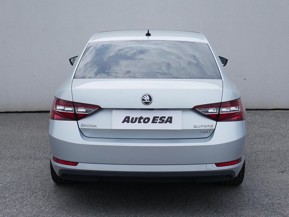 Škoda Superb III 2.0 TDi L&K
