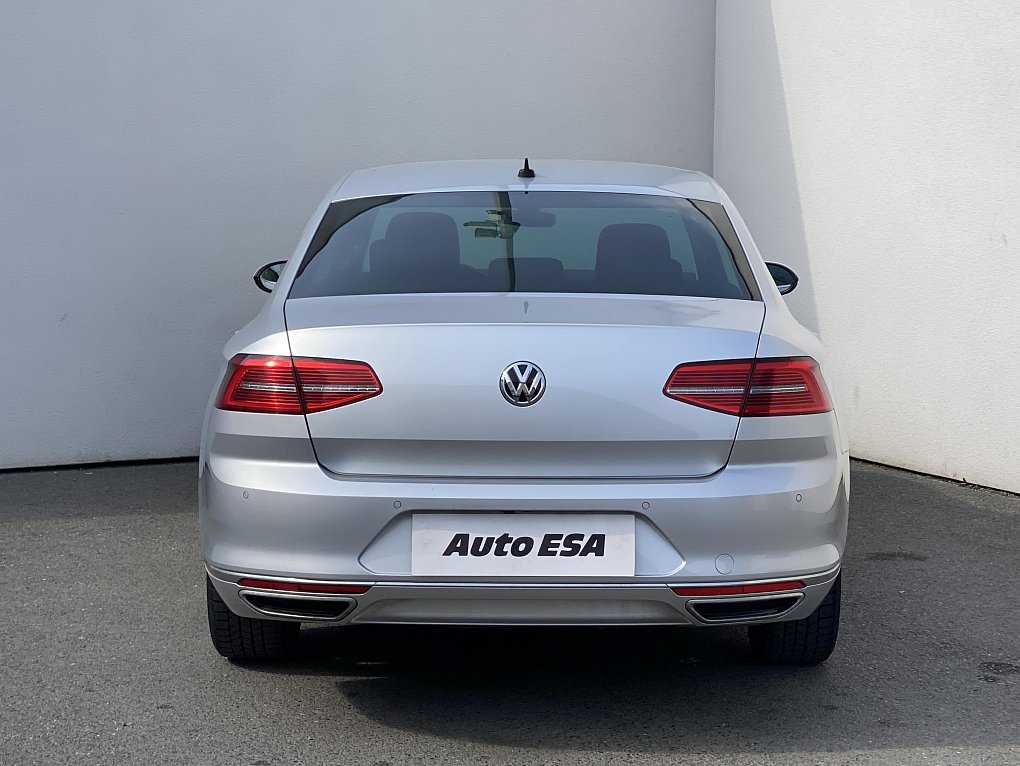 Volkswagen Passat 2.0 TDi Highline