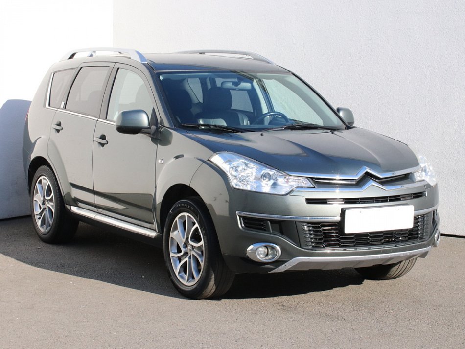 Citroën C-Crosser 2.2HDi 