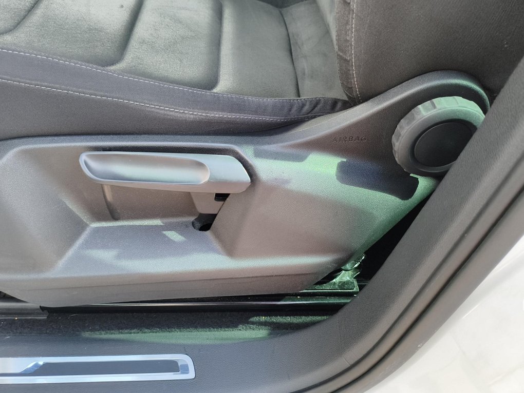 Volkswagen Tiguan 2.0 TDi R-Line 4X4