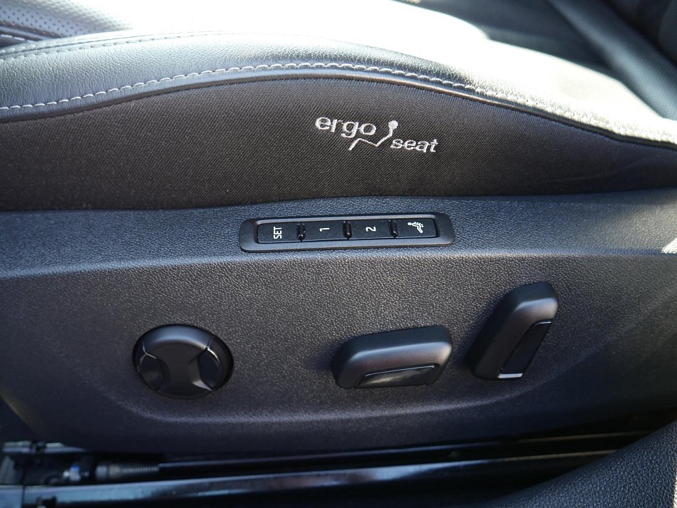 Škoda Octavia IV 2.0 TDi Style