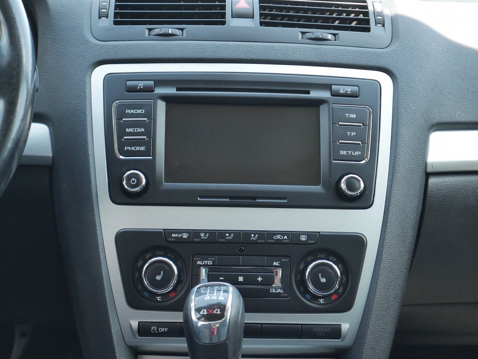 Škoda Octavia II 2.0 TDI  4x4